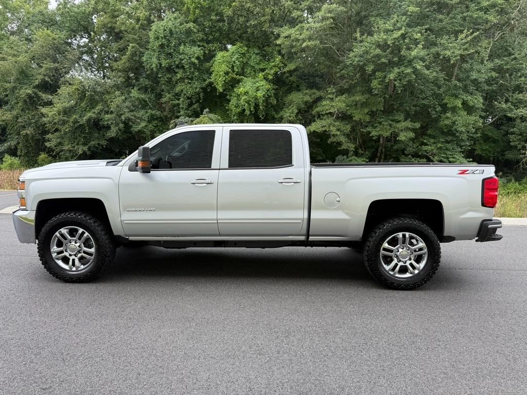 chevrolet silverado 2500hd 2018 1GC1KVEY9JF137804 image chevrolet silverado 2500hd 2018 1GC1KVEY9JF137804 image